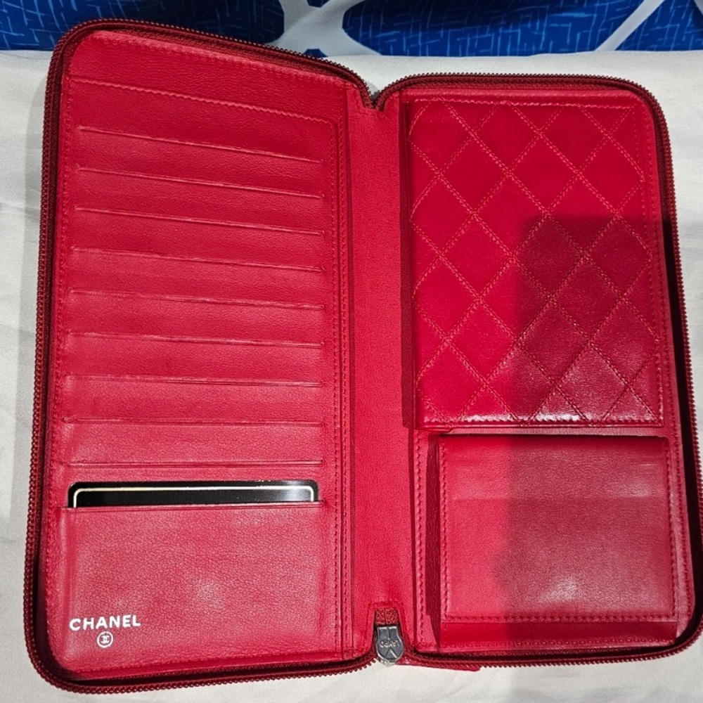 Chanel Red Travel Wallet - Picture 2 of 2